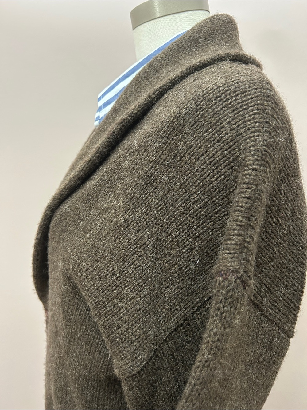 VTG Eddie Bauer Shawl Collar Button-Up Wool Cardigan Sweater Brown size M - Picture 4 of 16